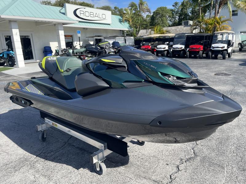 2023 2023 Sea-Doo Rxpx Apex
