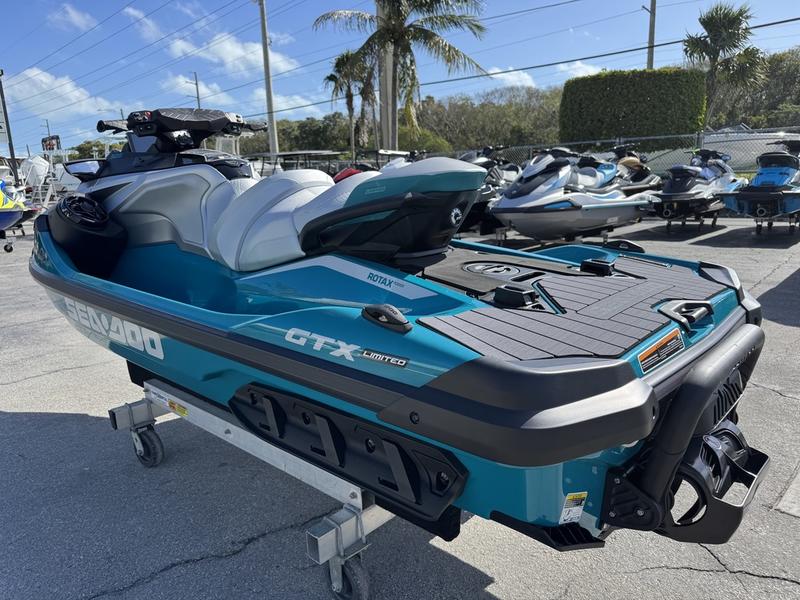 2025 Sea-Doo GTX Limited 325