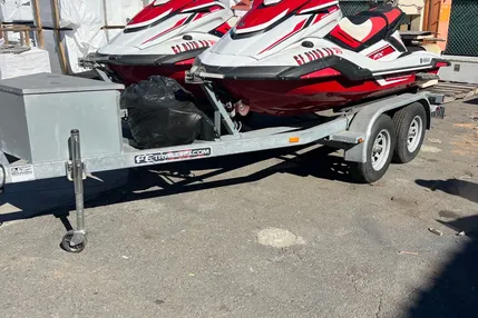 2019 Pair of YAMAHA Wave Runner Fx cruiser