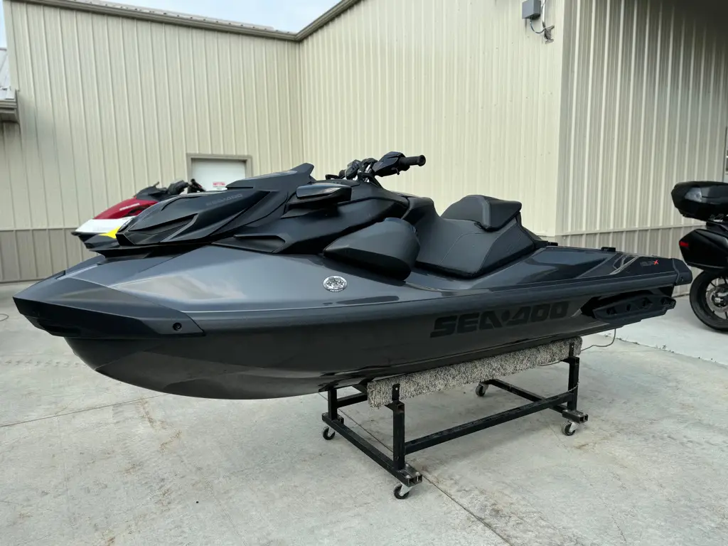 2022 2022 Sea-Doo RXP-X 300 with Audio